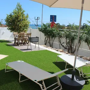 Encosta's Garden Apartment